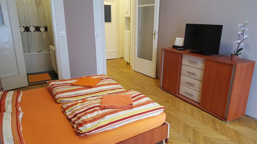 Boomerang Hostel Budapest Exterior foto